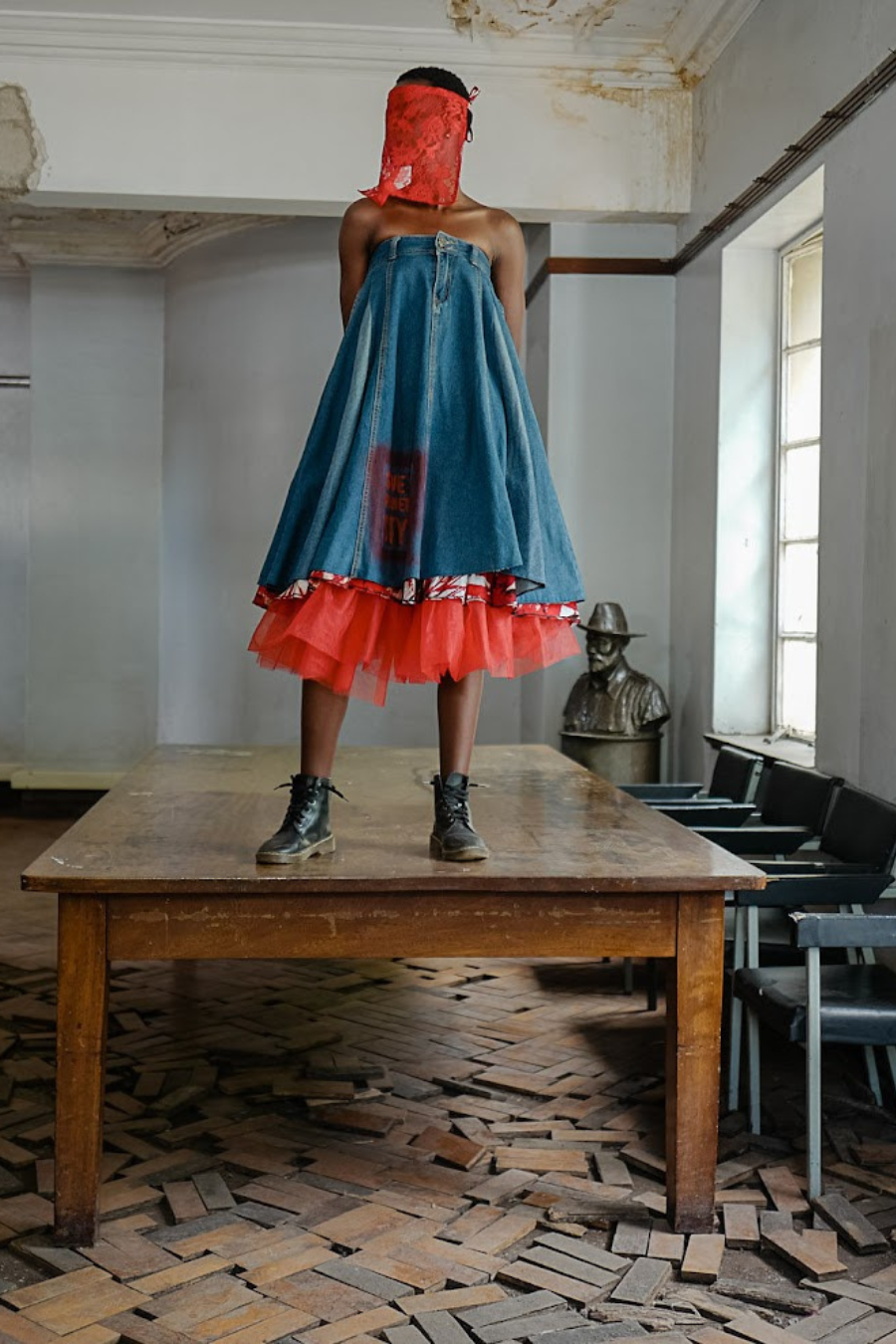 Renacido en rojo - Semana de la Moda de Nairobi 2025 2