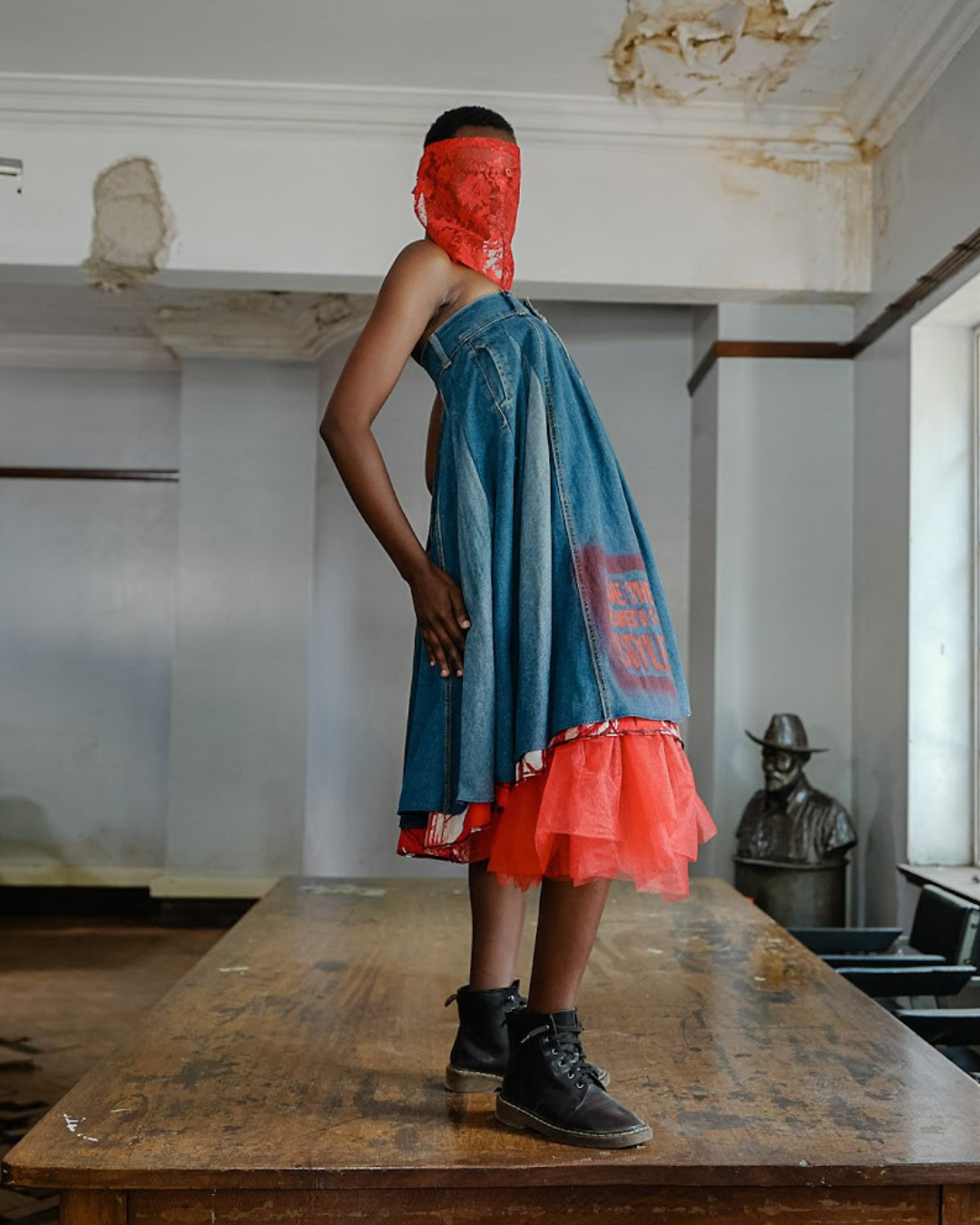 Renacido en rojo - Semana de la Moda de Nairobi 2025 2